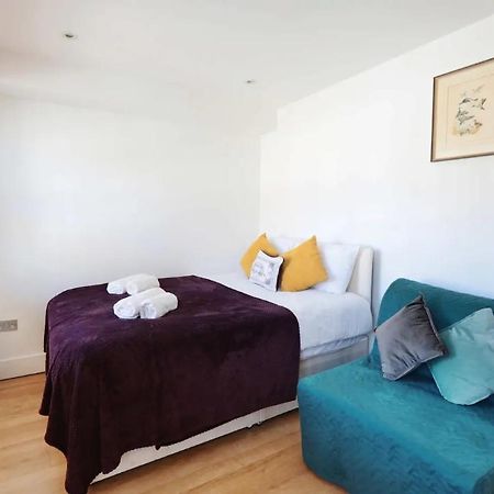 Lovely Private Bedrooms In Euston, Central ลอนดอน ภายนอก รูปภาพ